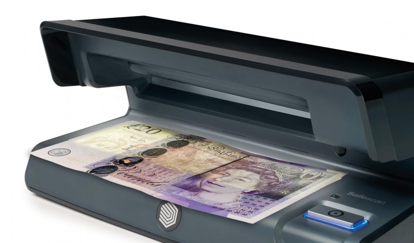 Safescan 70 Counterfeit Banknote Detector | Black