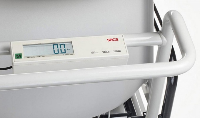 Seca 956 Electronic Chair scales